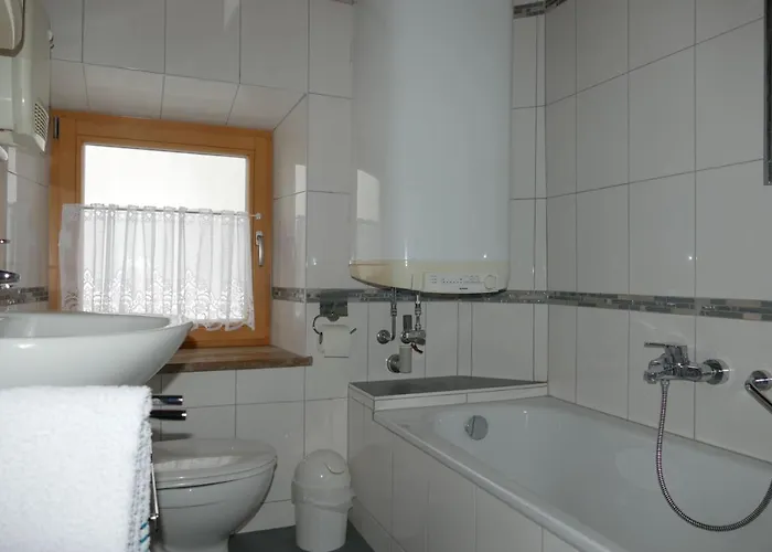 Haus Huber, Waltraud Huber Lejlighed *